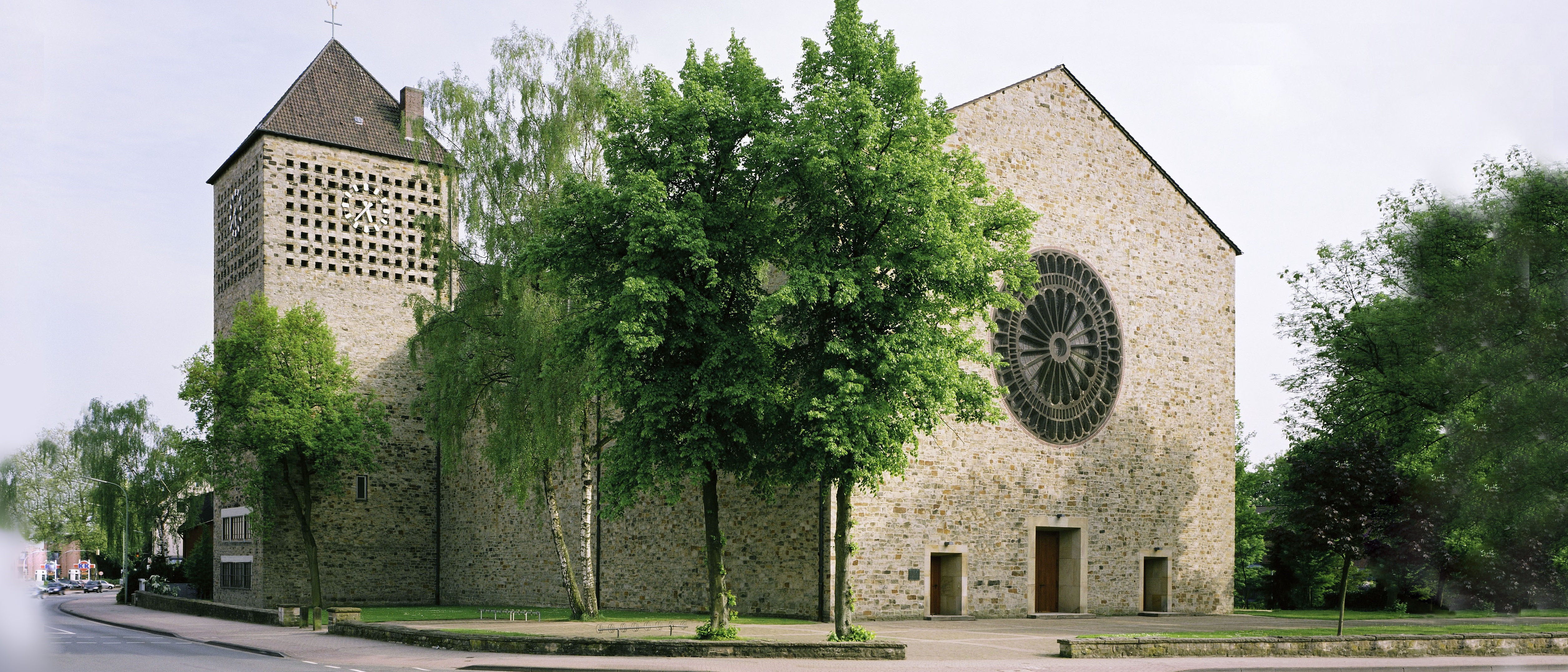 Kreuzkirche Außen